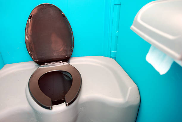 Portable Toilet Options We Offer in Mount Healthy Heights, OH